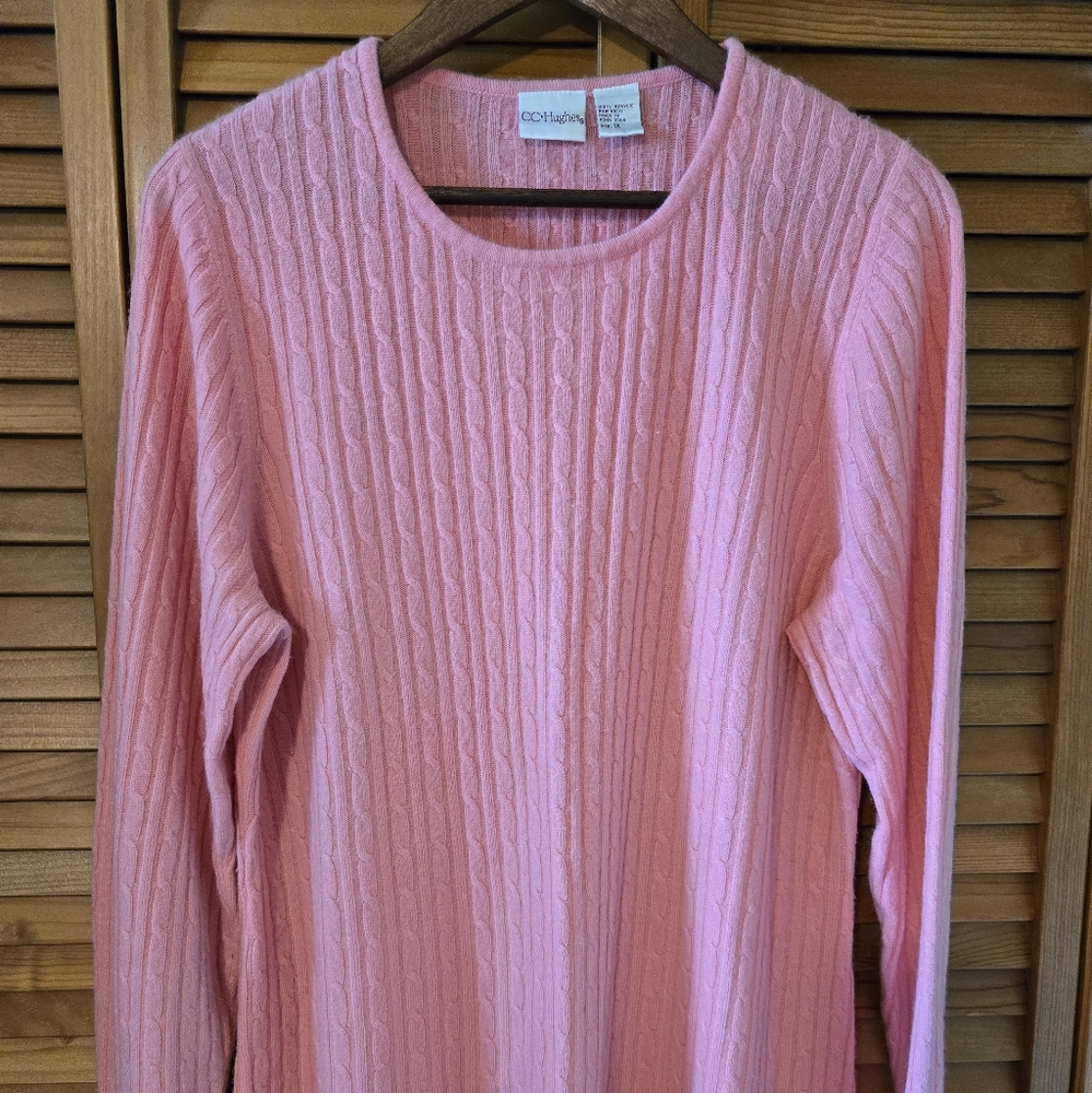 Soft Pink Crew Neck Cable Knit Sweater